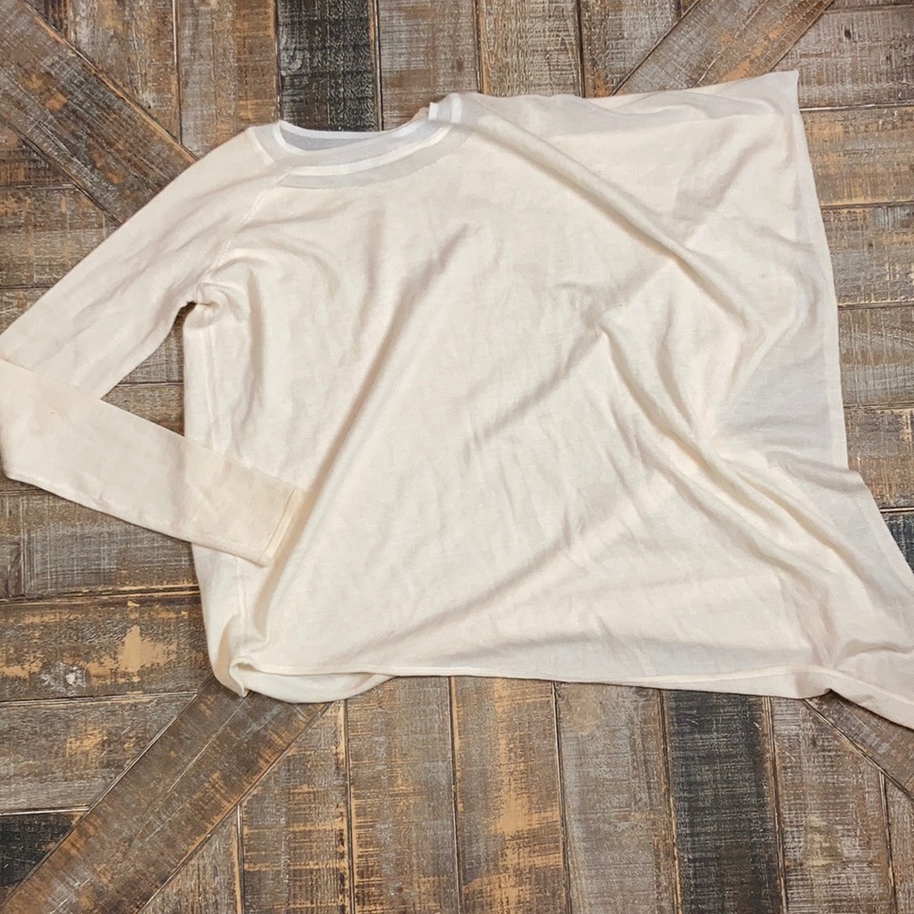 Elie Tahari merino wool caps/sleeve sweater. Sz XS